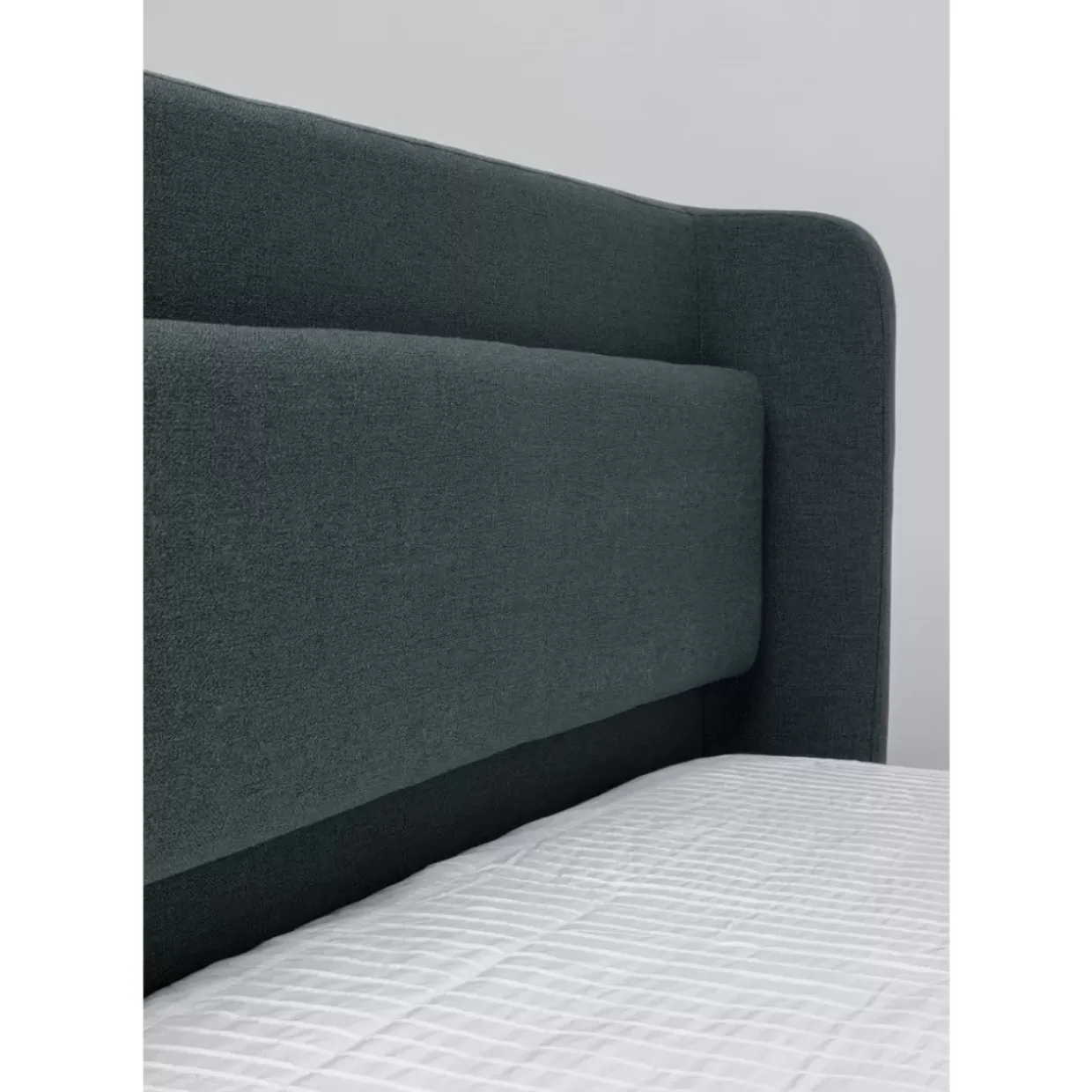 Bett Tivoli Grun 160X200