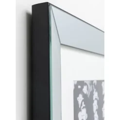 Gerahmtes Bild Audience 85X105Cm