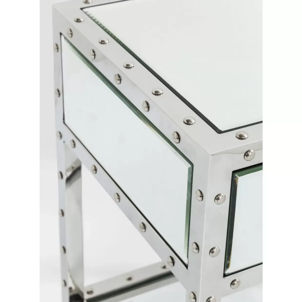 Kommode Klein Rivet