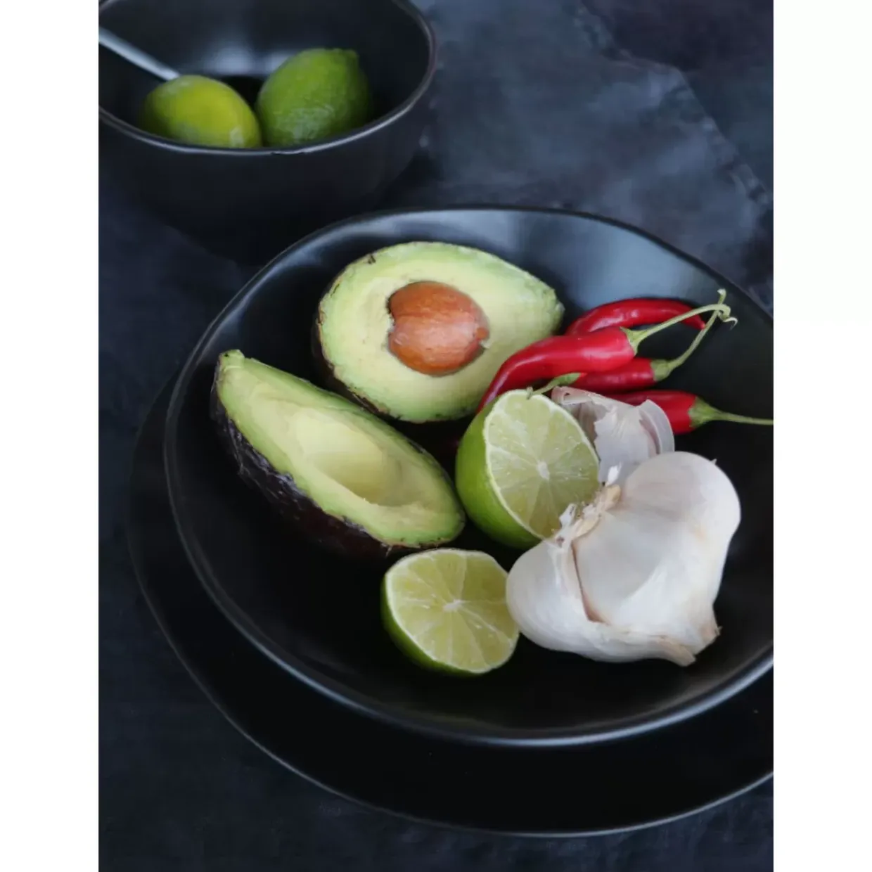 Teller Tief Organic Black O22Cm
